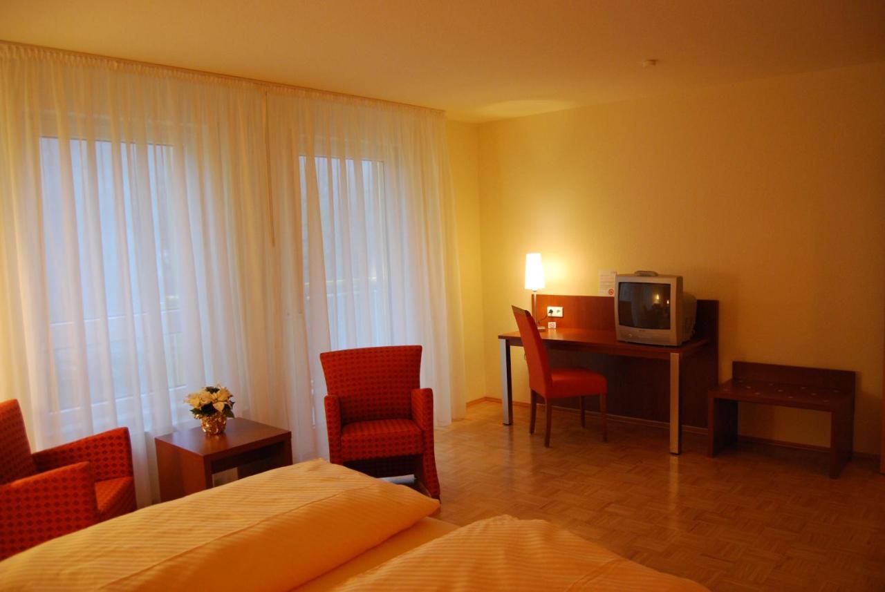 Hotel & Residenz Am Kurpark Schlangenbad Eksteriør billede